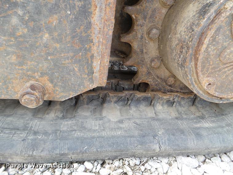 image for item EJ9066 2008 Bobcat 331 mini excavator