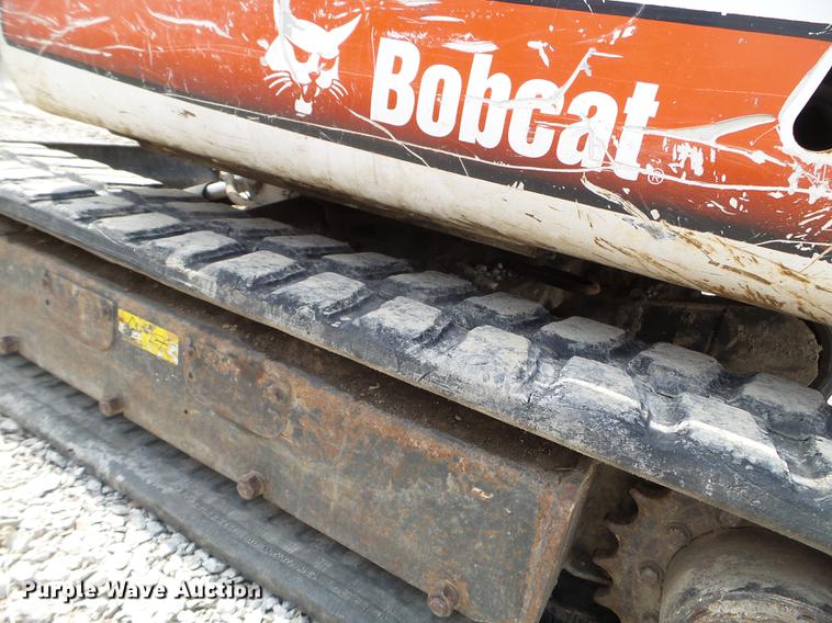 image for item EJ9066 2008 Bobcat 331 mini excavator