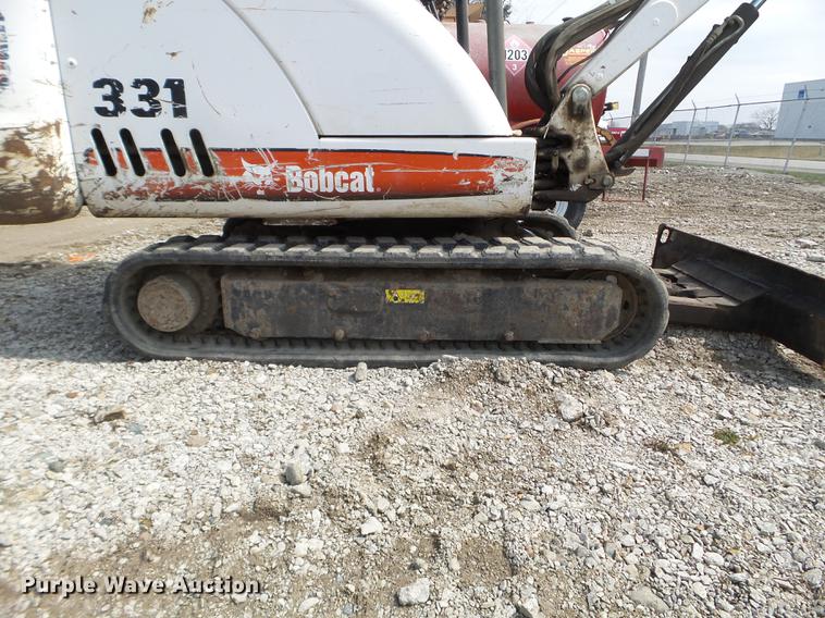 image for item EJ9066 2008 Bobcat 331 mini excavator