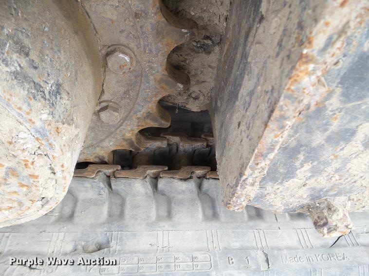 image for item EJ9066 2008 Bobcat 331 mini excavator