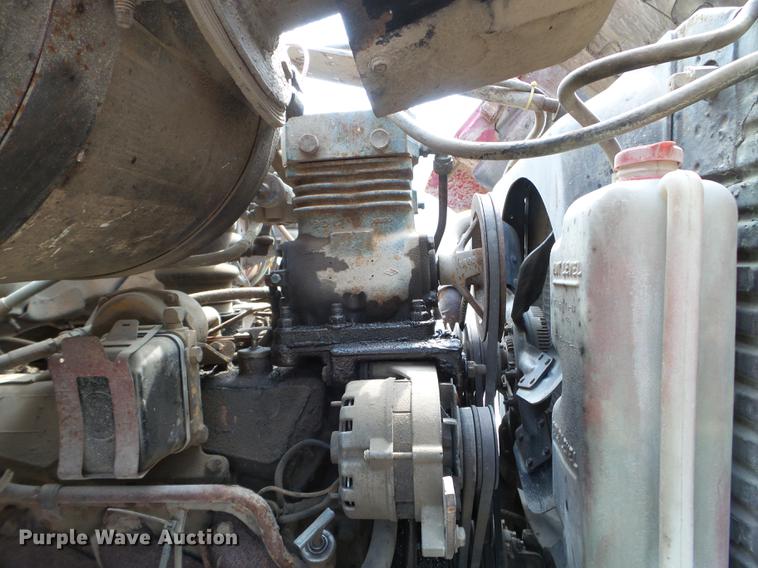 image for item EJ9067 1984 Ford 8000 dump truck