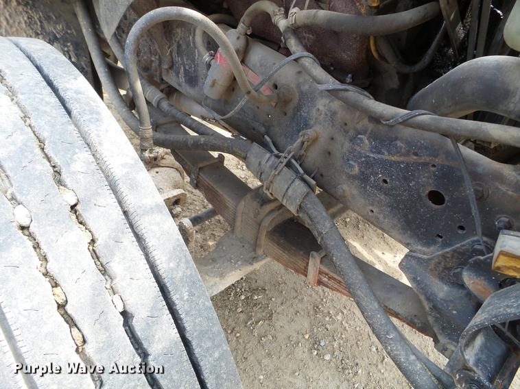 image for item EJ9067 1984 Ford 8000 dump truck