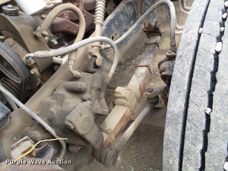 image for item EJ9067 1984 Ford 8000 dump truck