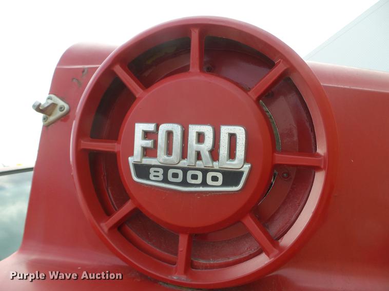 image for item EJ9067 1984 Ford 8000 dump truck