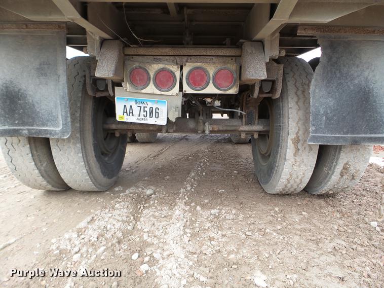 image for item EJ9068 1988 Brady Truck Equipment end dump pup trailer