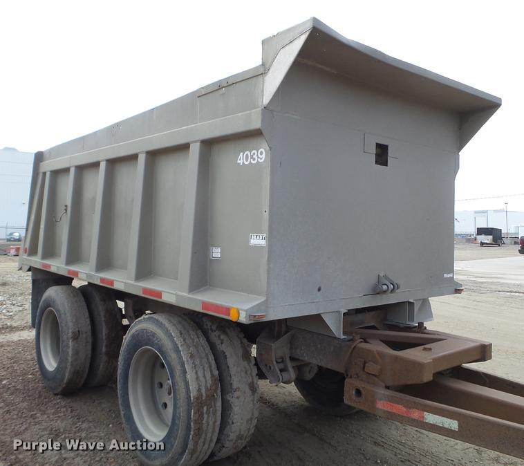 image for item EJ9068 1988 Brady Truck Equipment end dump pup trailer