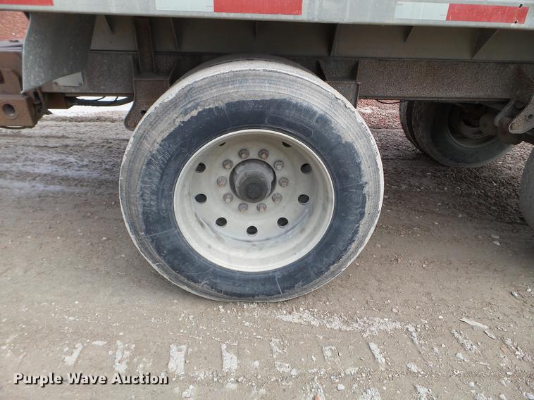 image for item EJ9068 1988 Brady Truck Equipment end dump pup trailer