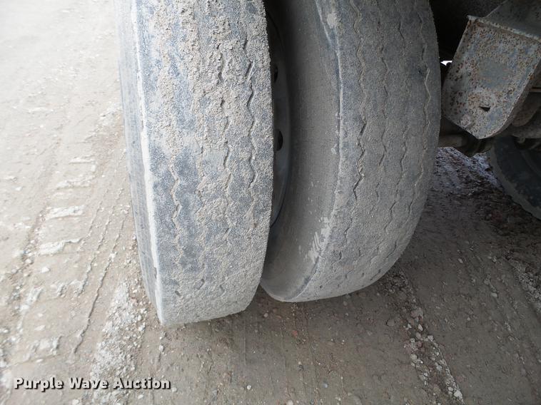 image for item EJ9068 1988 Brady Truck Equipment end dump pup trailer