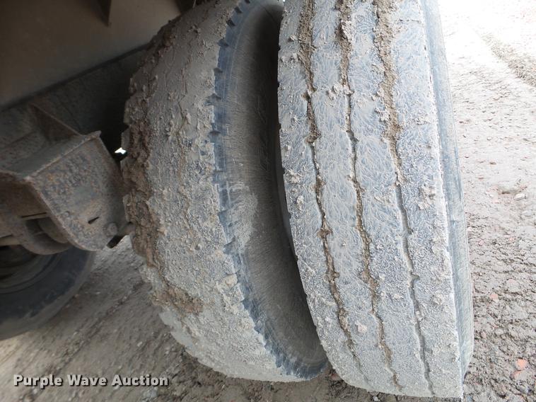 image for item EJ9068 1988 Brady Truck Equipment end dump pup trailer