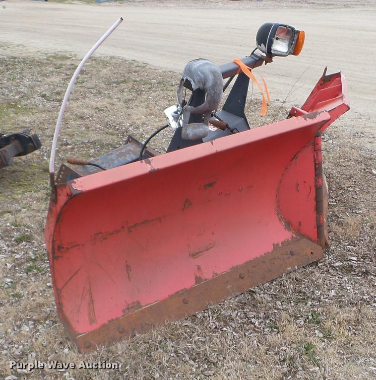 image for item EJ9070 Boss V-plow snow plow