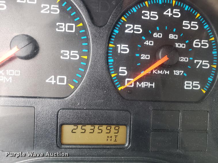 image for item EK9036 2007 International 4300 rollback truck