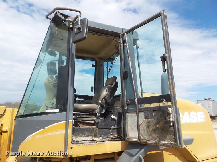image for item EM9144 2002 Case 521D wheel loader