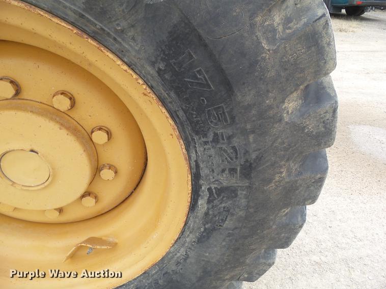 image for item EM9144 2002 Case 521D wheel loader