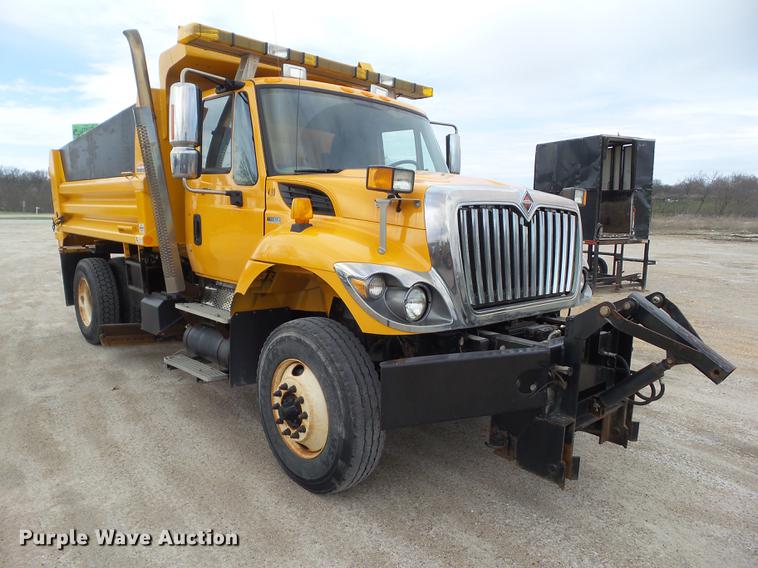 image for item EM9145 2011 International WorkStar 7400 dump truck