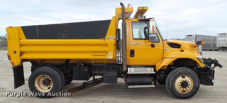 image for item EM9145 2011 International WorkStar 7400 dump truck
