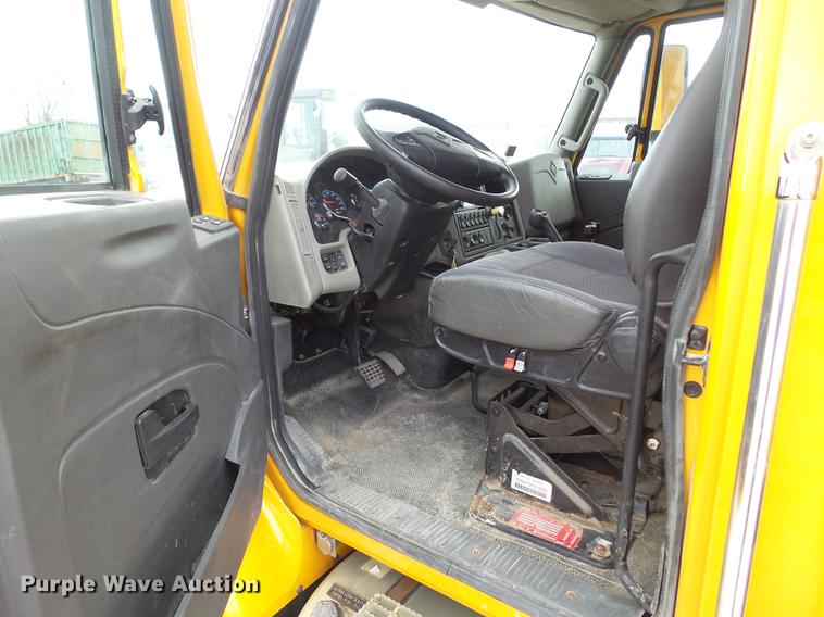 image for item EM9145 2011 International WorkStar 7400 dump truck