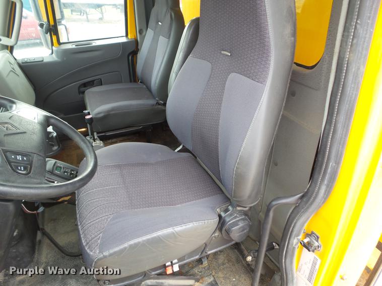 image for item EM9145 2011 International WorkStar 7400 dump truck