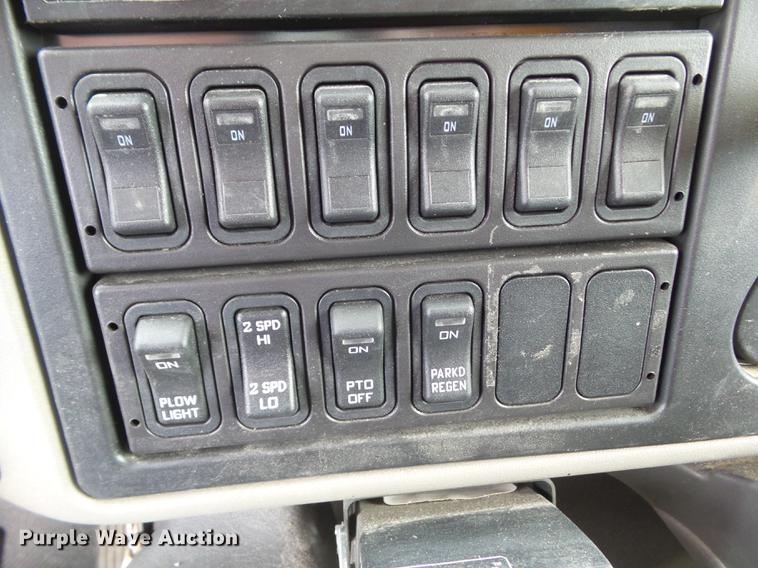 image for item EM9145 2011 International WorkStar 7400 dump truck