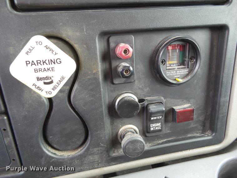 image for item EM9145 2011 International WorkStar 7400 dump truck