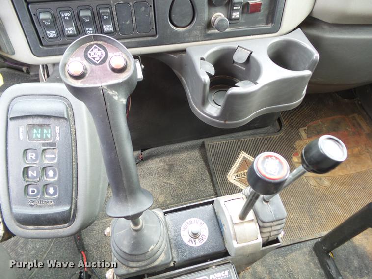 image for item EM9145 2011 International WorkStar 7400 dump truck