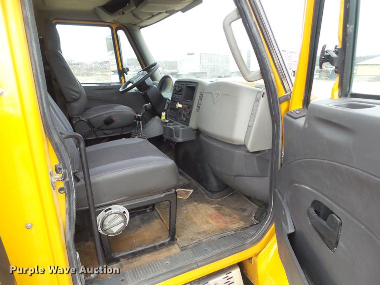 image for item EM9145 2011 International WorkStar 7400 dump truck