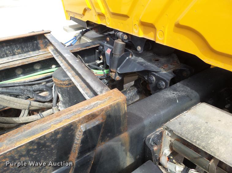 image for item EM9145 2011 International WorkStar 7400 dump truck