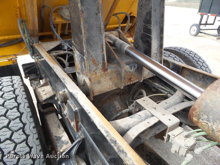 image for item EM9145 2011 International WorkStar 7400 dump truck