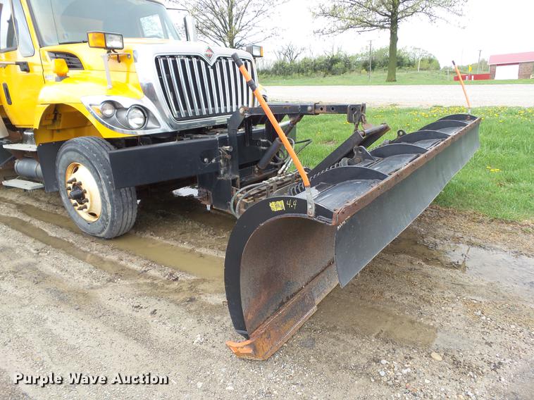 image for item EM9145 2011 International WorkStar 7400 dump truck