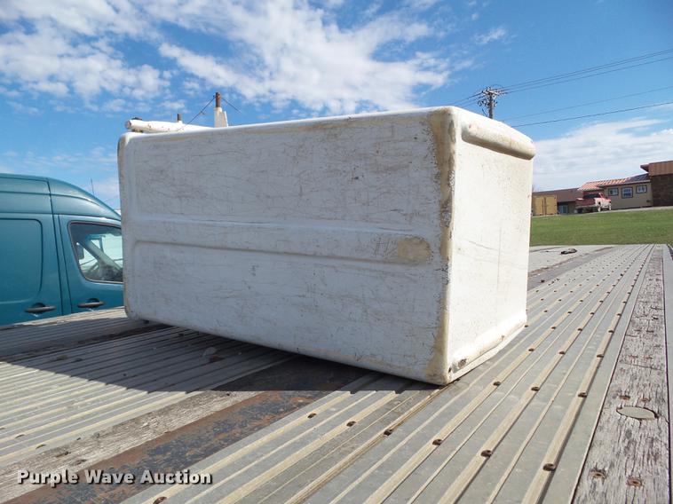 image for item EM9147 1987 International 1754 dump truck