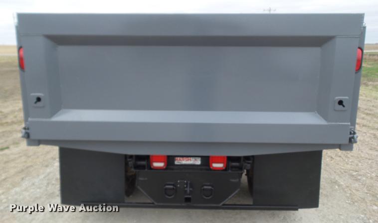 image for item EM9148 2007 Ford LCF450 dump truck