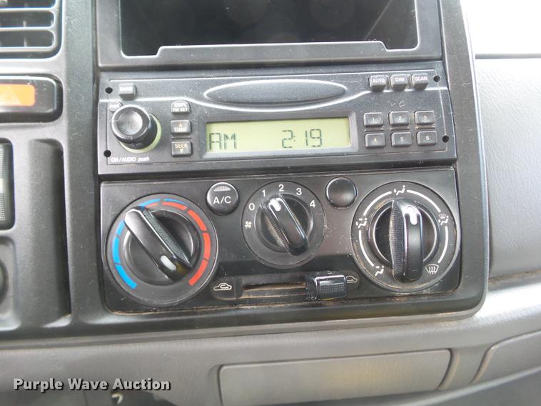 image for item EM9148 2007 Ford LCF450 dump truck