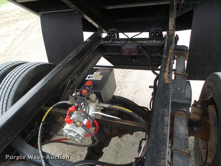 image for item EM9148 2007 Ford LCF450 dump truck