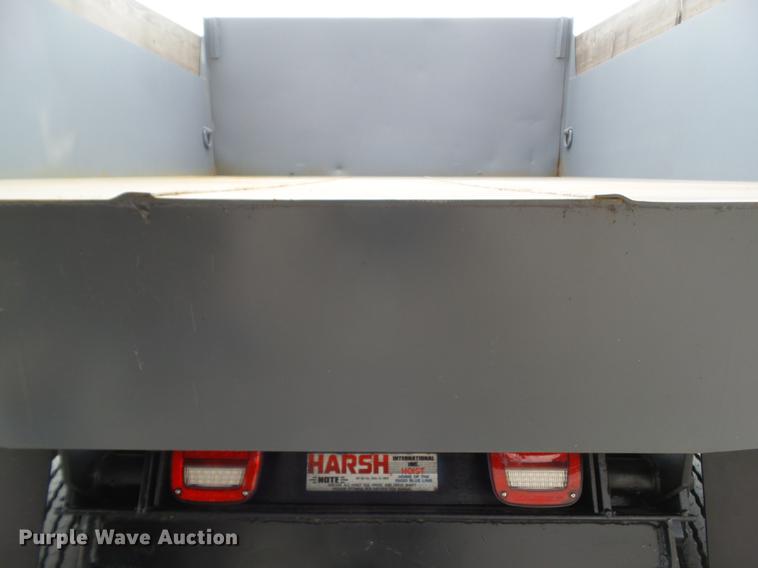 image for item EM9148 2007 Ford LCF450 dump truck