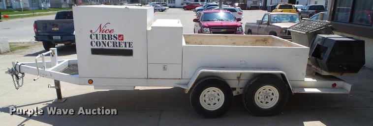 image for item EM9149 2010 Tygar utility trailer with mortar mixer