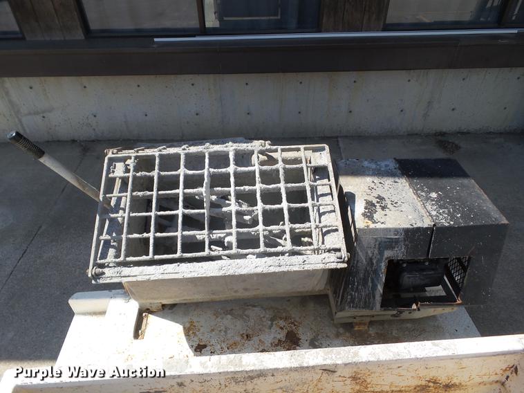 image for item EM9149 2010 Tygar utility trailer with mortar mixer