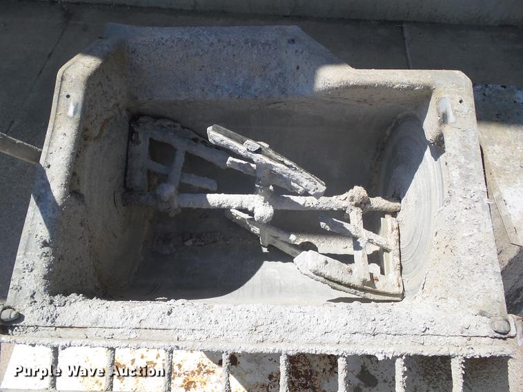 image for item EM9149 2010 Tygar utility trailer with mortar mixer