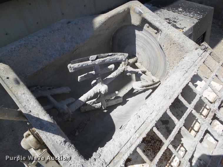 image for item EM9149 2010 Tygar utility trailer with mortar mixer