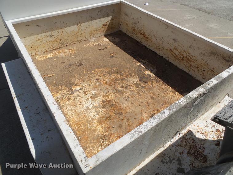 image for item EM9149 2010 Tygar utility trailer with mortar mixer