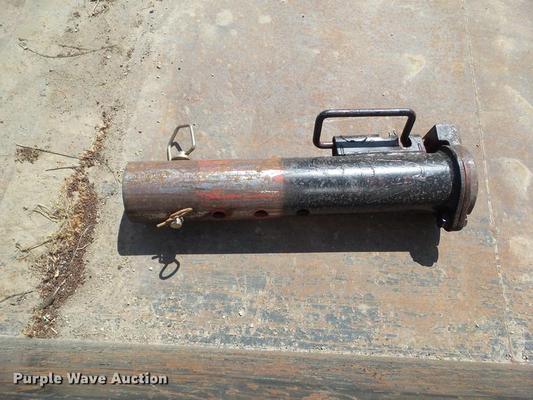 image for item EM9151 2010 Chaparral dump trailer