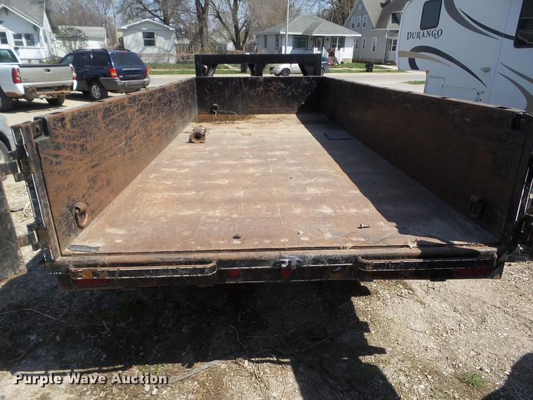 image for item EM9151 2010 Chaparral dump trailer