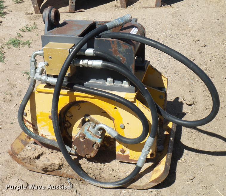 image for item EP9609 Indeco plate compactor