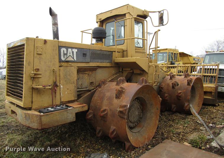image for item EU9606 Caterpillar 826C landfill compactor