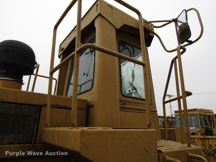 image for item EU9606 Caterpillar 826C landfill compactor