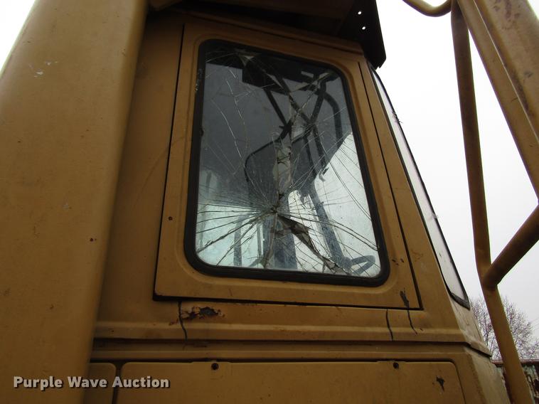 image for item EU9606 Caterpillar 826C landfill compactor