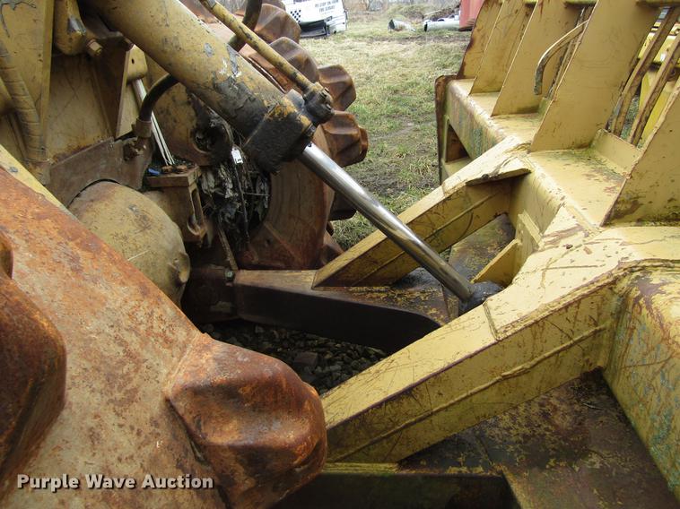 image for item EU9606 Caterpillar 826C landfill compactor