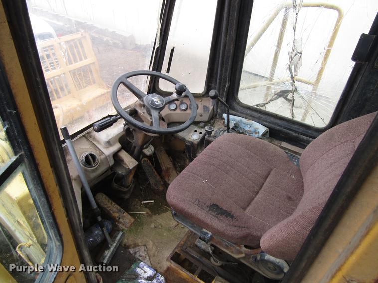 image for item EU9606 Caterpillar 826C landfill compactor