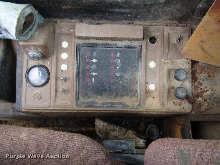 image for item EU9606 Caterpillar 826C landfill compactor