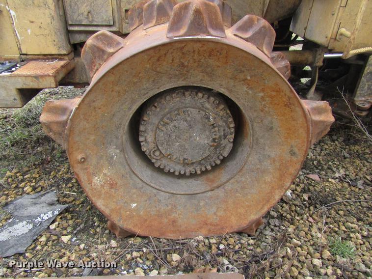 image for item EU9606 Caterpillar 826C landfill compactor