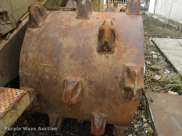 image for item EU9606 Caterpillar 826C landfill compactor