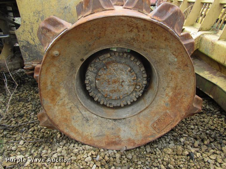 image for item EU9606 Caterpillar 826C landfill compactor